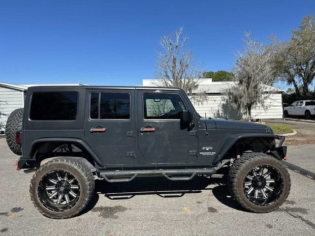 2017 Jeep Wrangler Unlimited Sahara 4x4