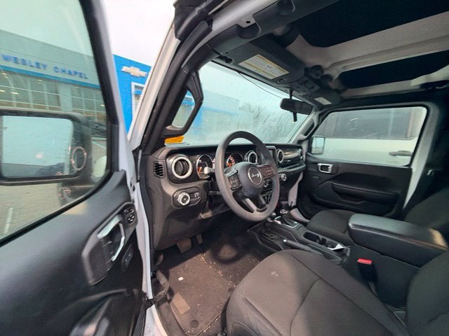 2023 Jeep Wrangler Sport Altitude