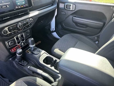 2024 Jeep Gladiator Mojave