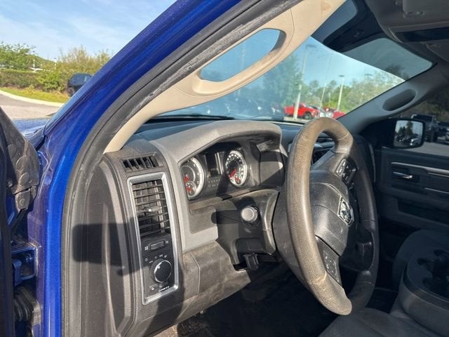 2019 RAM 1500 Classic SLT Crew Cab 4x4 6'4" Box