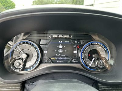 2021 RAM 1500 Limited Crew Cab 4x2 5'7" Box