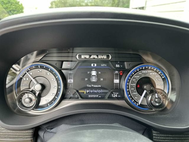 2021 RAM 1500 Limited Crew Cab 4x2 5'7" Box