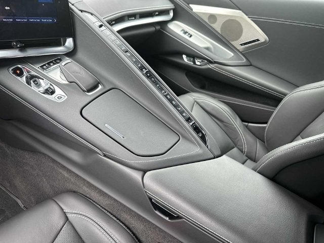 2025 Chevrolet Corvette Stingray 2LT