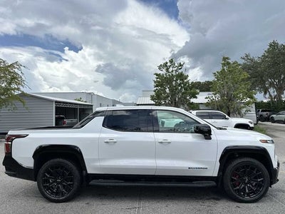 2026 Chevrolet Silverado EV RST Stars and Steel Edition - Extended Range