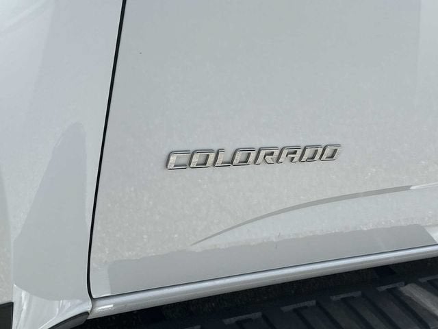 2020 Chevrolet Colorado LT - Photo 11