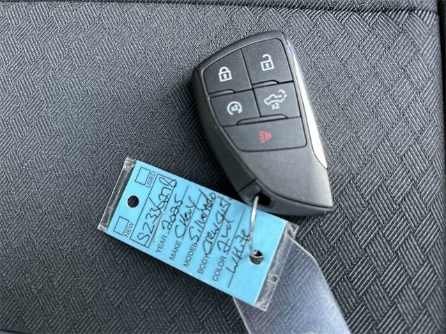 2025 Chevrolet Silverado 1500 Custom