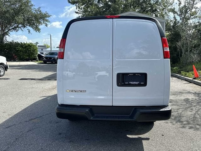 2026 Chevrolet Express Cargo WT