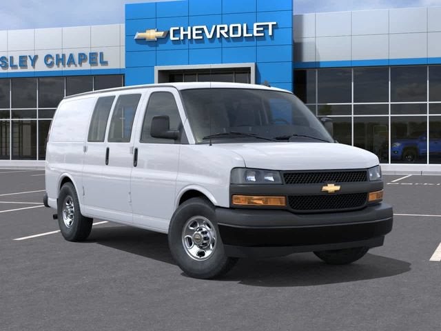2025 Chevrolet Express Cargo WT