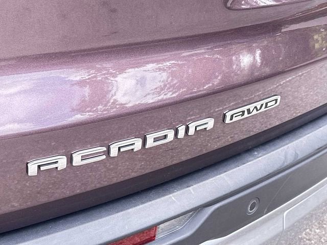2024 GMC Acadia Elevation