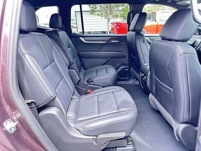2024 GMC Acadia Elevation