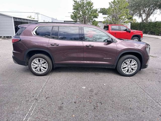 2024 GMC Acadia Elevation
