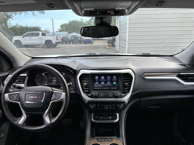 2022 GMC Acadia SLE