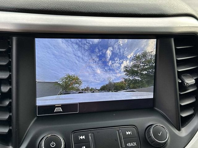 2022 GMC Acadia SLE