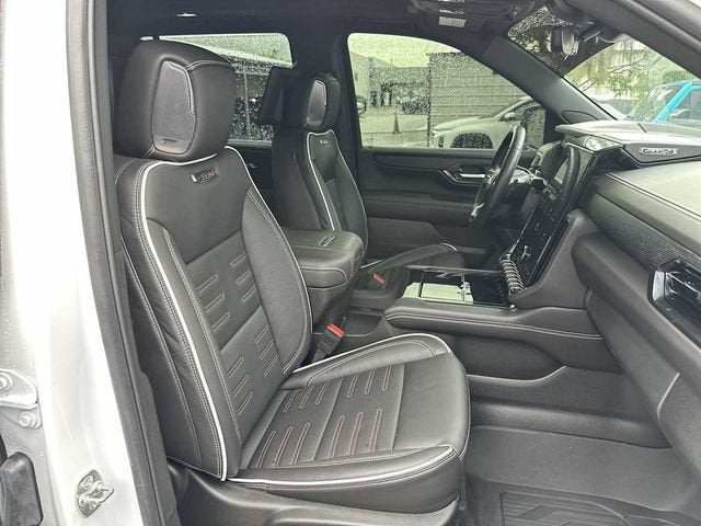 2025 GMC Yukon AT4 Ultimate