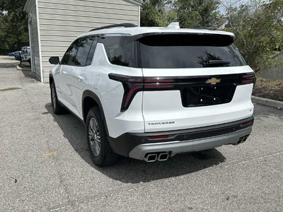 2024 Chevrolet Traverse LT