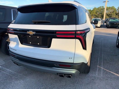 2024 Chevrolet Traverse LT