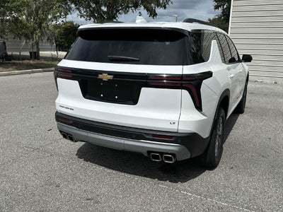 2024 Chevrolet Traverse LT