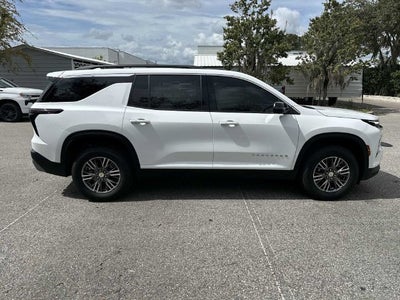 2024 Chevrolet Traverse LT