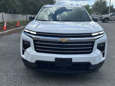 2025 Chevrolet Traverse LT