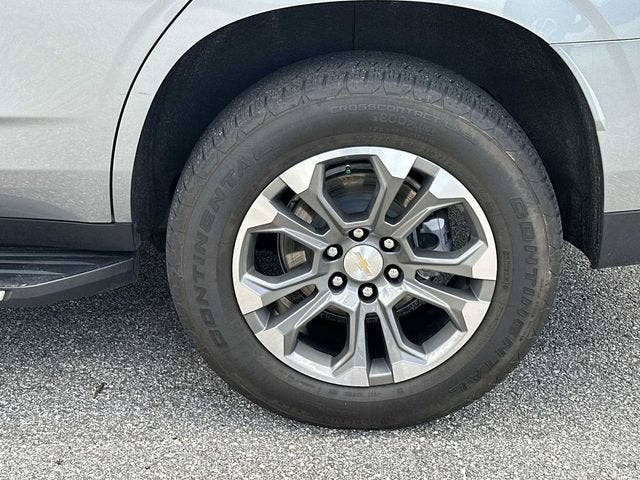 2025 Chevrolet Tahoe LS