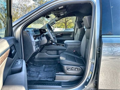 2025 Chevrolet Tahoe LS