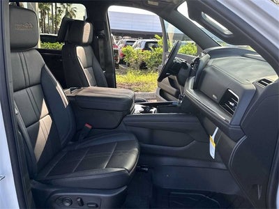 2025 Chevrolet Suburban High Country