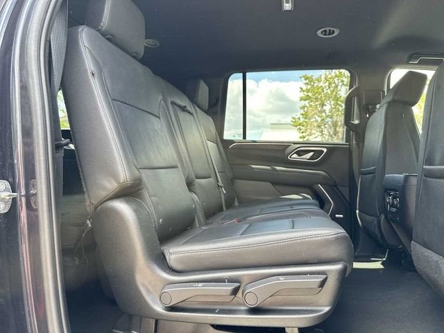 2024 Chevrolet Suburban LT