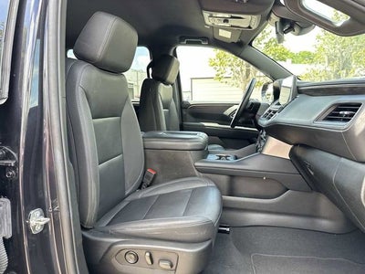 2024 Chevrolet Suburban LT