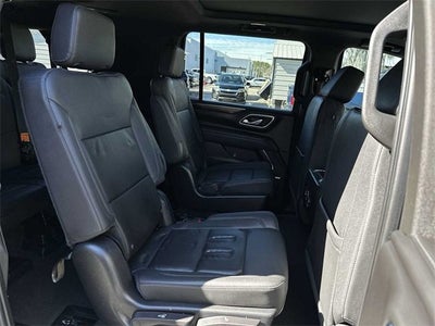 2023 Chevrolet Suburban LT