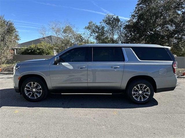 2023 Chevrolet Suburban LT