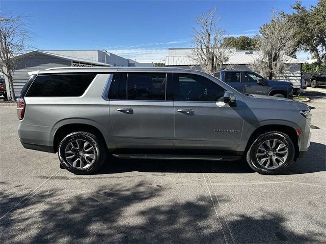 2023 Chevrolet Suburban LT