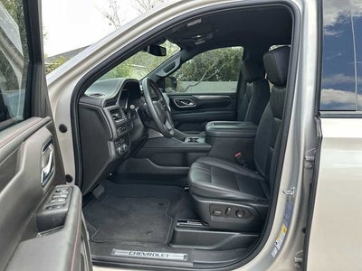 2023 Chevrolet Suburban RST