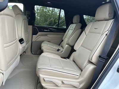 2023 Cadillac Escalade Premium Luxury