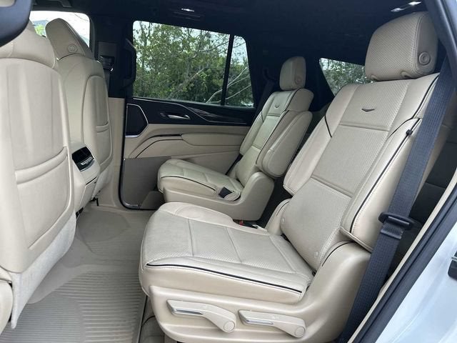 2023 Cadillac Escalade Premium Luxury