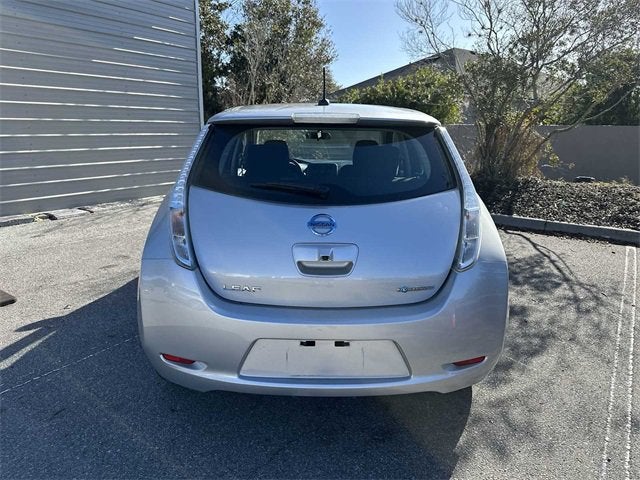 2016 Nissan LEAF S