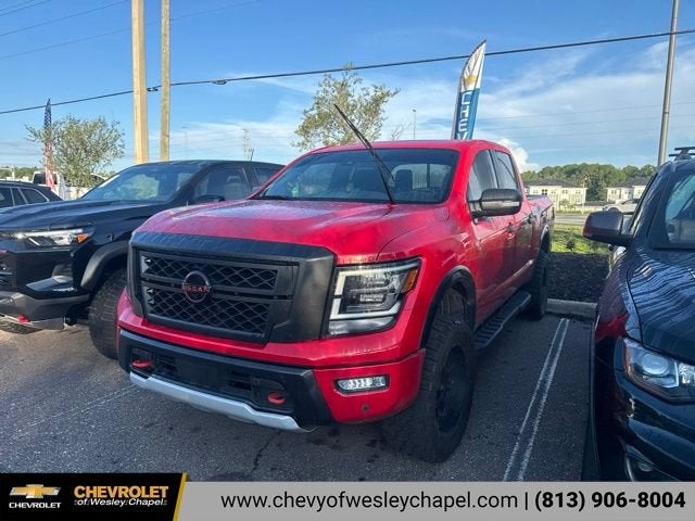 2023 Nissan TITAN Crew Cab PRO-4X 4x4