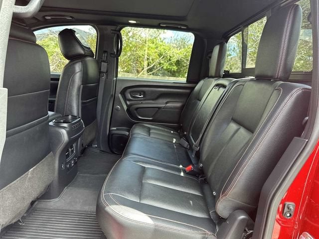 2023 Nissan TITAN Crew Cab PRO-4X 4x4
