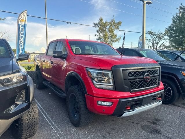 2023 Nissan TITAN Crew Cab PRO-4X 4x4