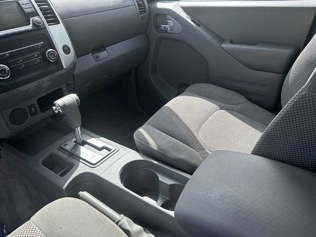 2017 Nissan Frontier SV