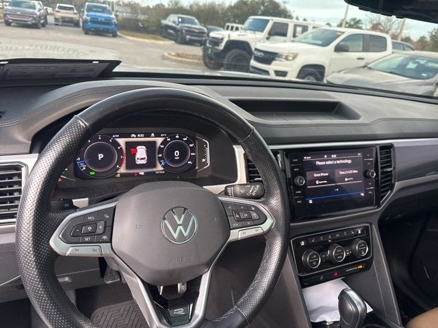 2022 Volkswagen Atlas Cross Sport 3.6L V6 SEL Premium R-Line