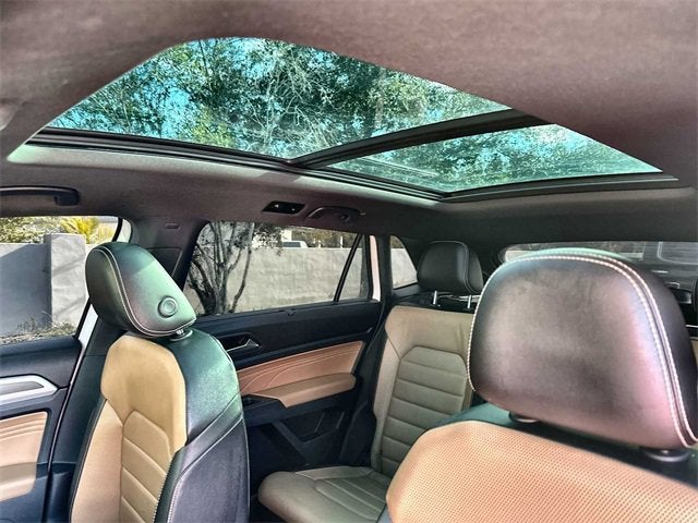 2022 Volkswagen Atlas Cross Sport 3.6L V6 SEL Premium R-Line