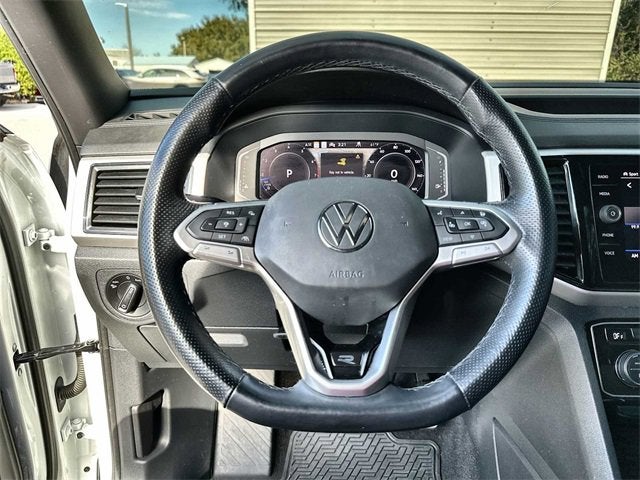 2022 Volkswagen Atlas Cross Sport 3.6L V6 SEL Premium R-Line
