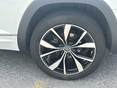 2025 Volkswagen Atlas 2.0T SEL Premium R-Line