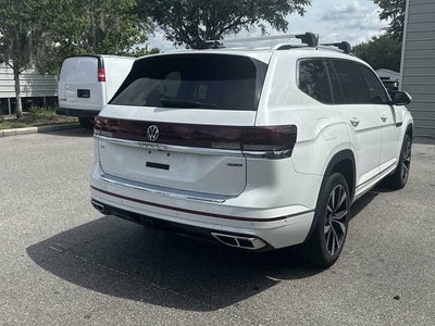 2025 Volkswagen Atlas 2.0T SEL Premium R-Line