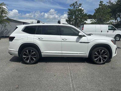 2025 Volkswagen Atlas 2.0T SEL Premium R-Line