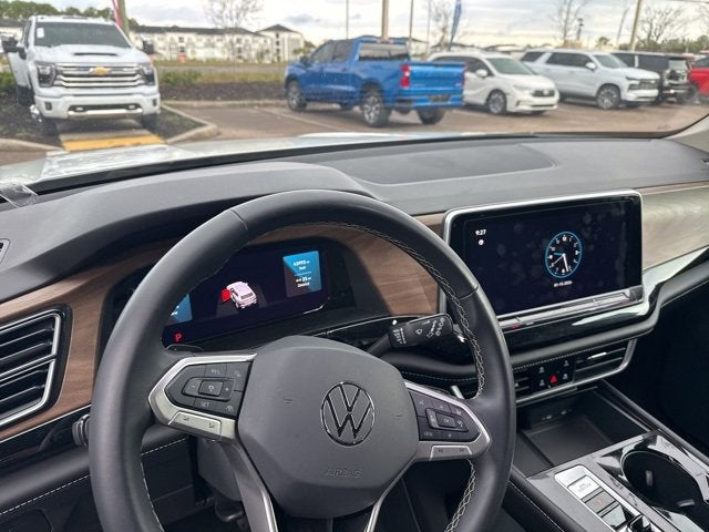 2024 Volkswagen Atlas 2.0T SE w/Technology
