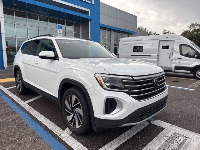 2024 Volkswagen Atlas 2.0T SE w/Technology