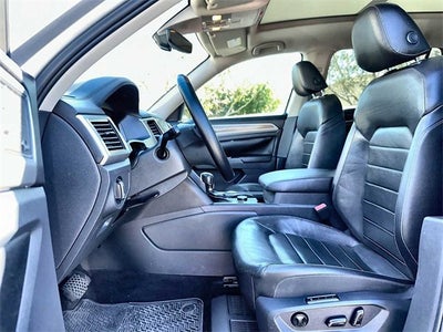 2018 Volkswagen Atlas 3.6L V6 SEL Premium