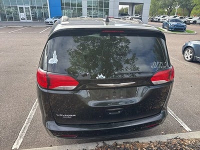 2021 Chrysler Voyager LXI