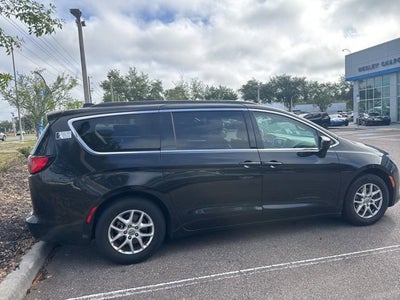 2021 Chrysler Voyager LXI